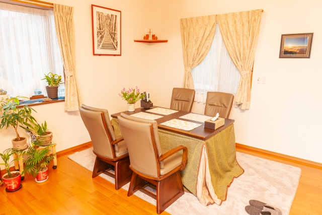 ハイタイプのコタツ